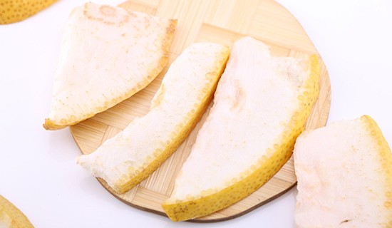 The magical effect of honey pomelo skin